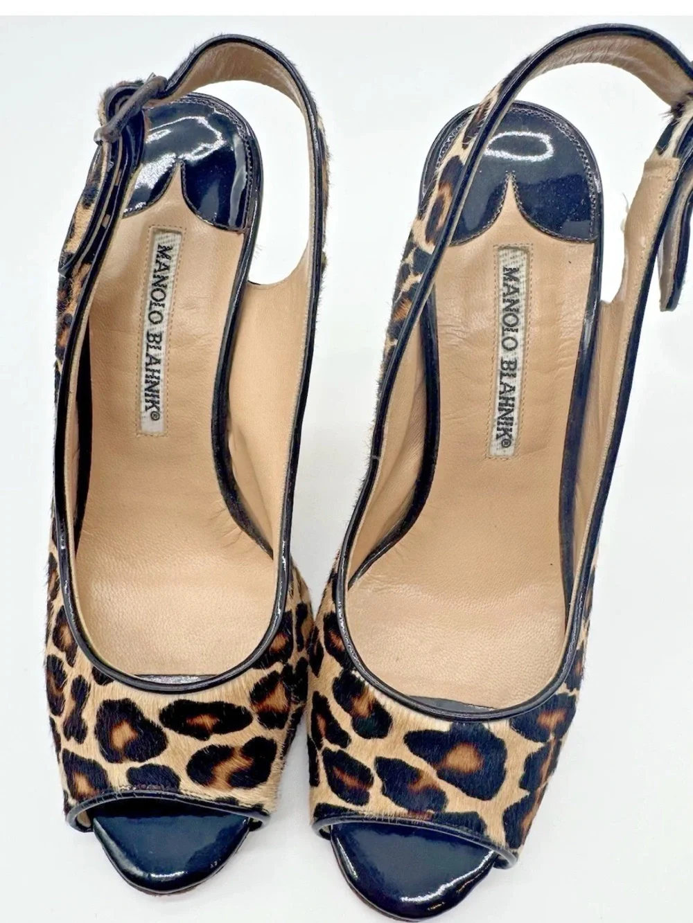 Manolo Blahnik Leopard Print Slingback Peep-Toe Pumps 6.5